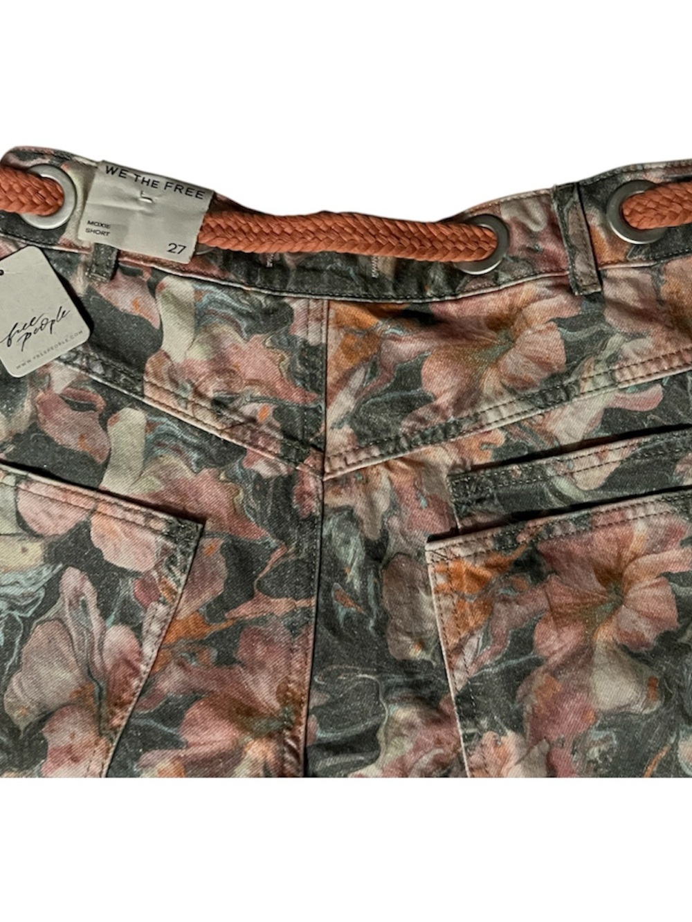 We the Free Moxie Floral Print Women’s Shorts with Coral Rope Belt - Picture 3 of 3
